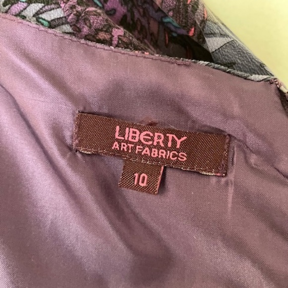 NWOT beautiful Liberty Art Fabrics silk dress - Picture 8 of 8